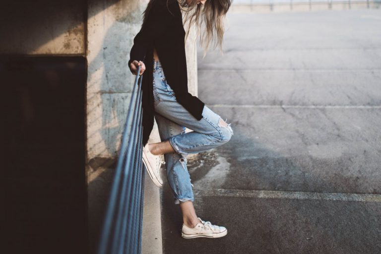 Read more about the article Ripped Jeans Never Go Out Of Fashion